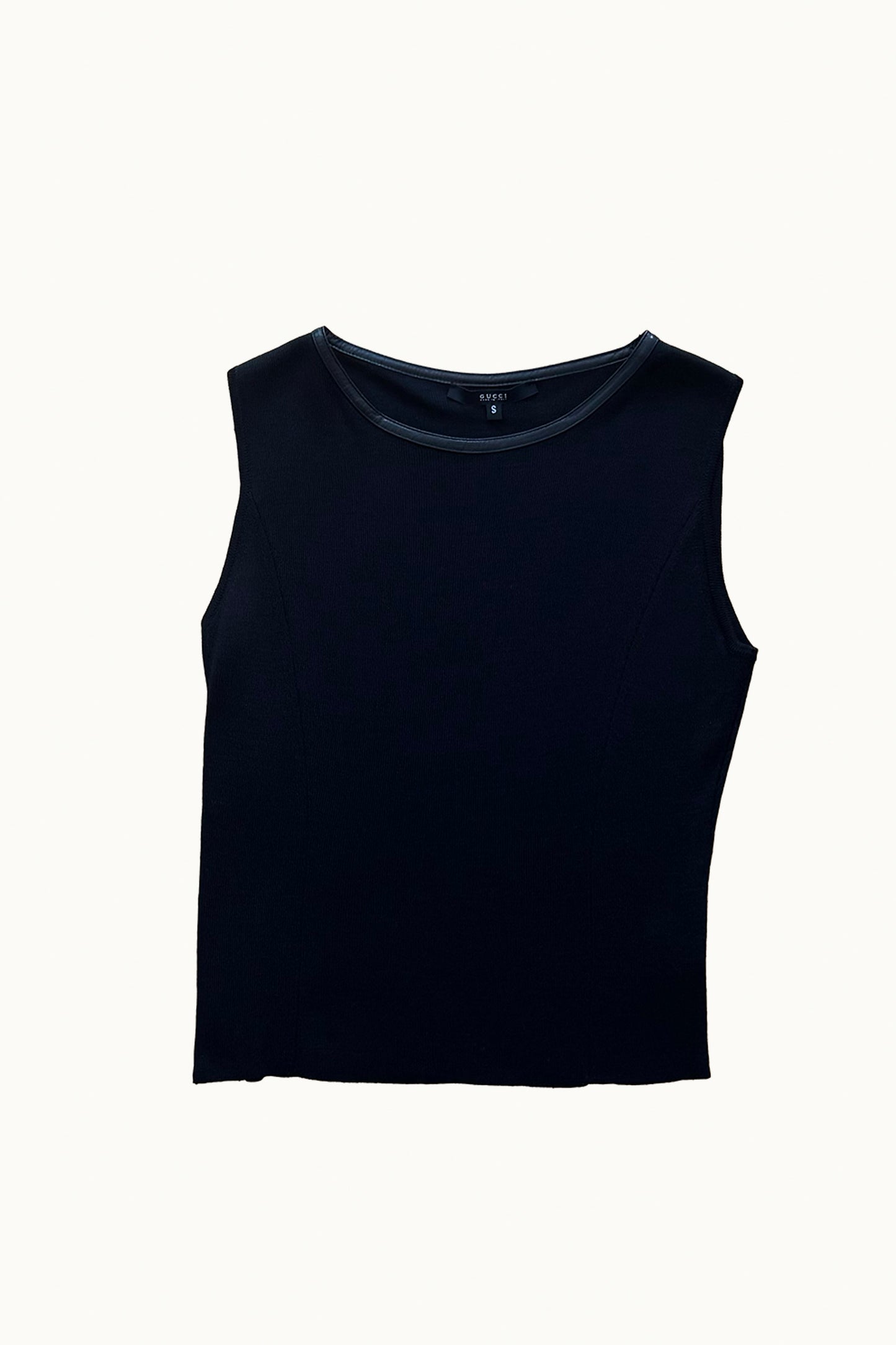 Gucci –  Top noir sans manches Tom Ford era