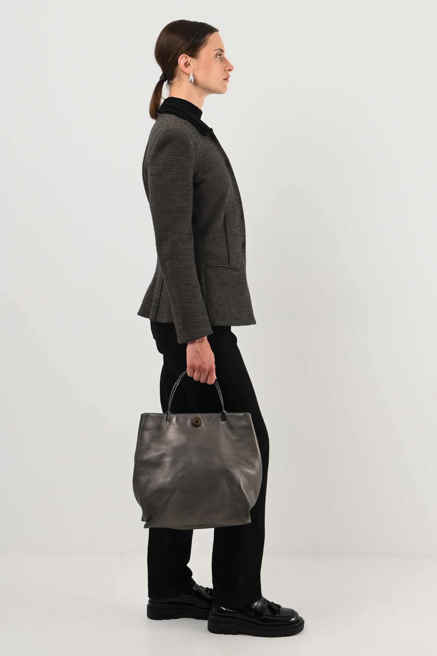 Armani – Cabas en cuir gris métallisé