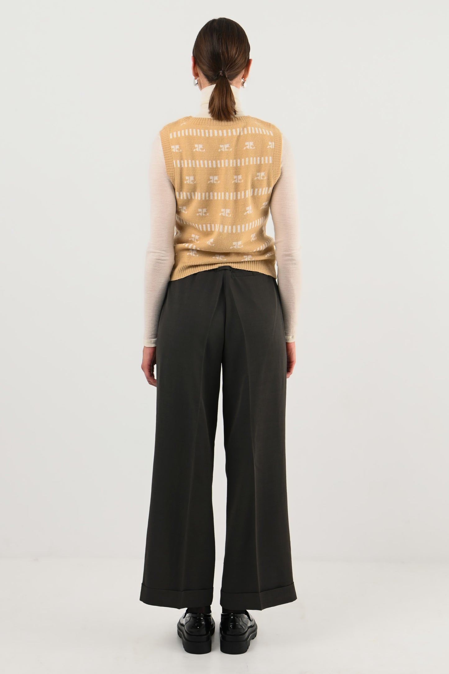 Courrèges – Pull sans manches logotypé