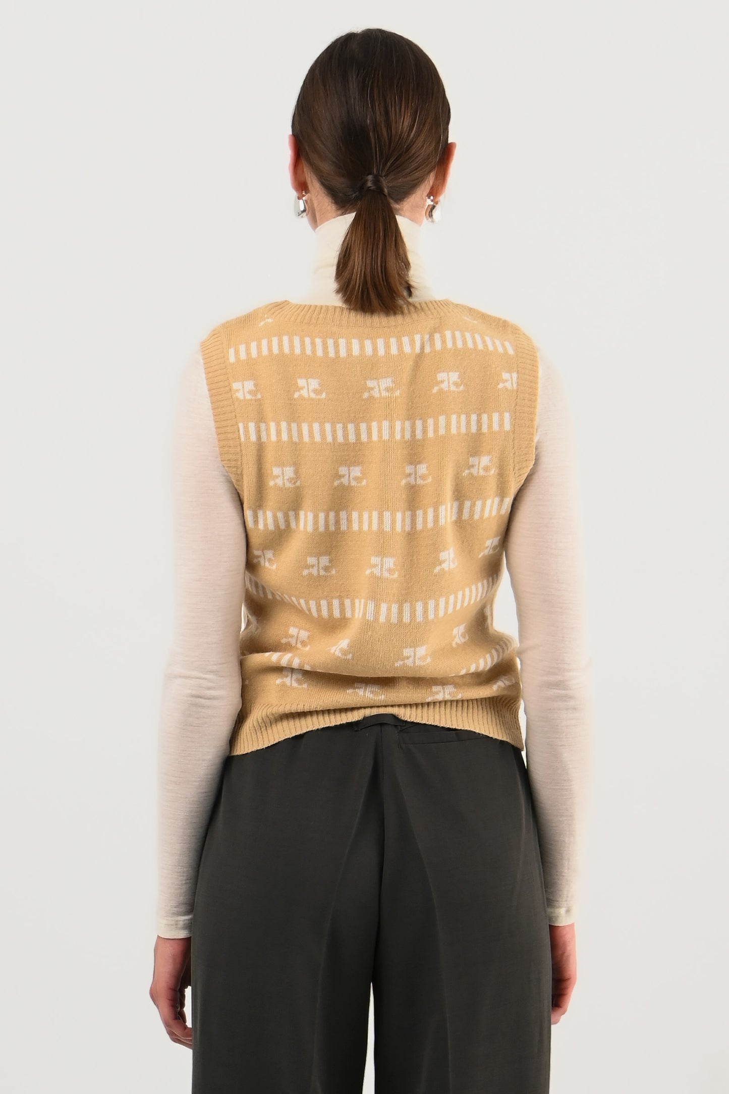 Courrèges – Pull sans manches logotypé