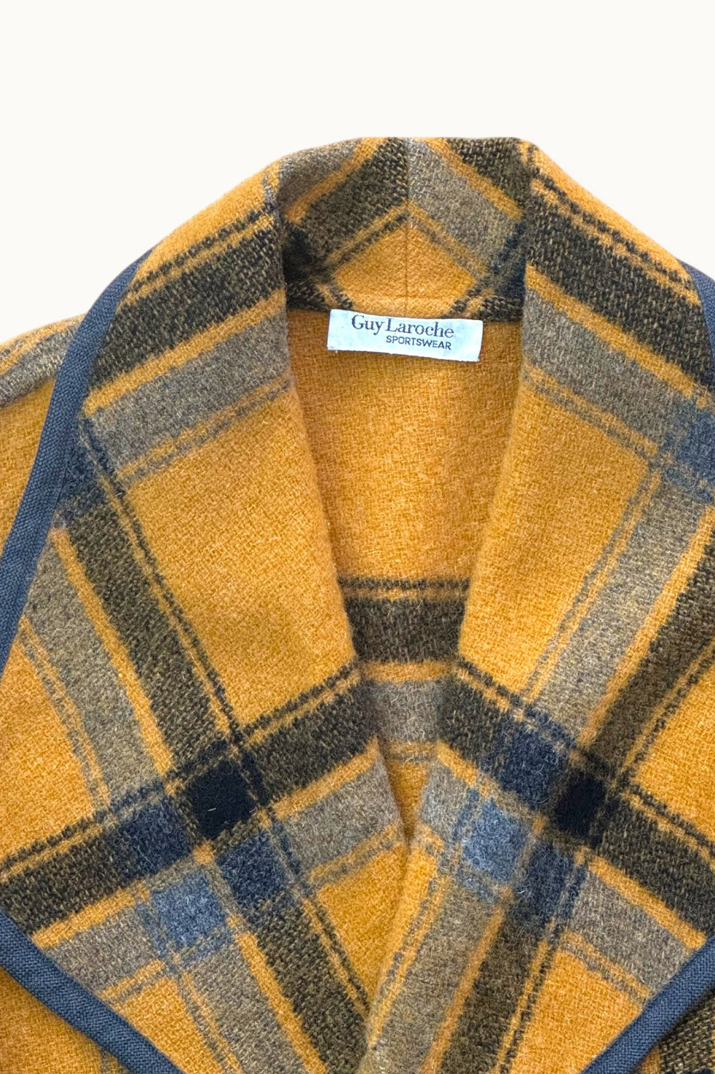Guy Laroche – Manteau court à carreaux