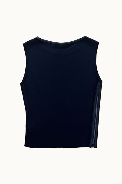 Gucci –  Top noir sans manches Tom Ford era