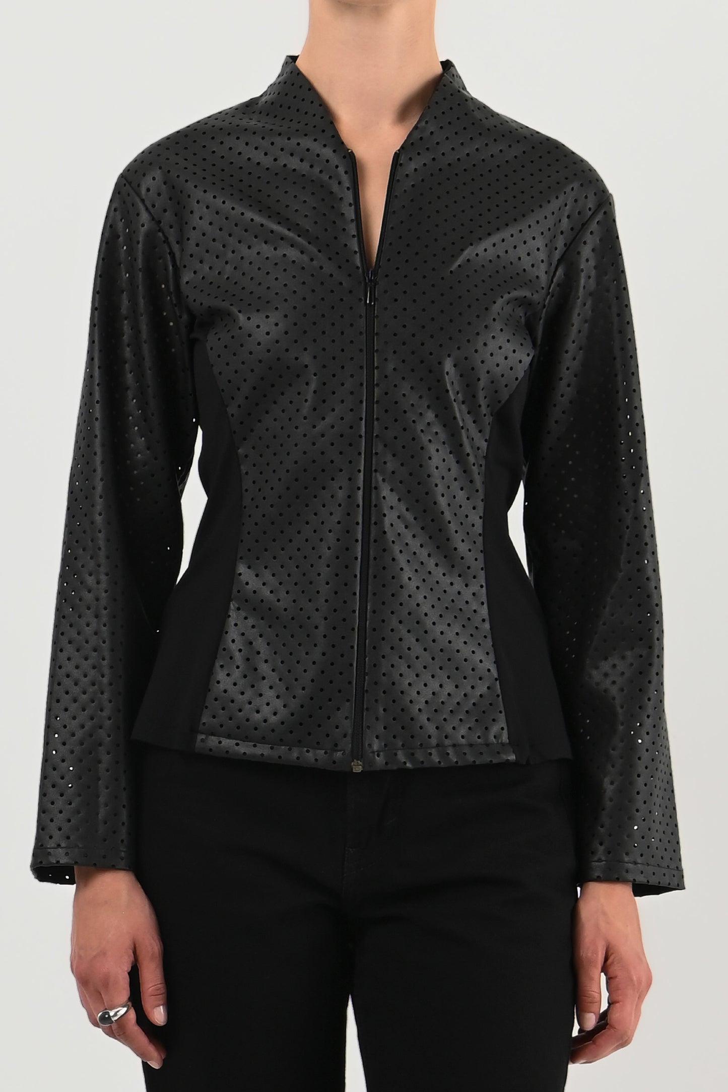 Anne Fontaine – Veste en cuir synthétique perforé