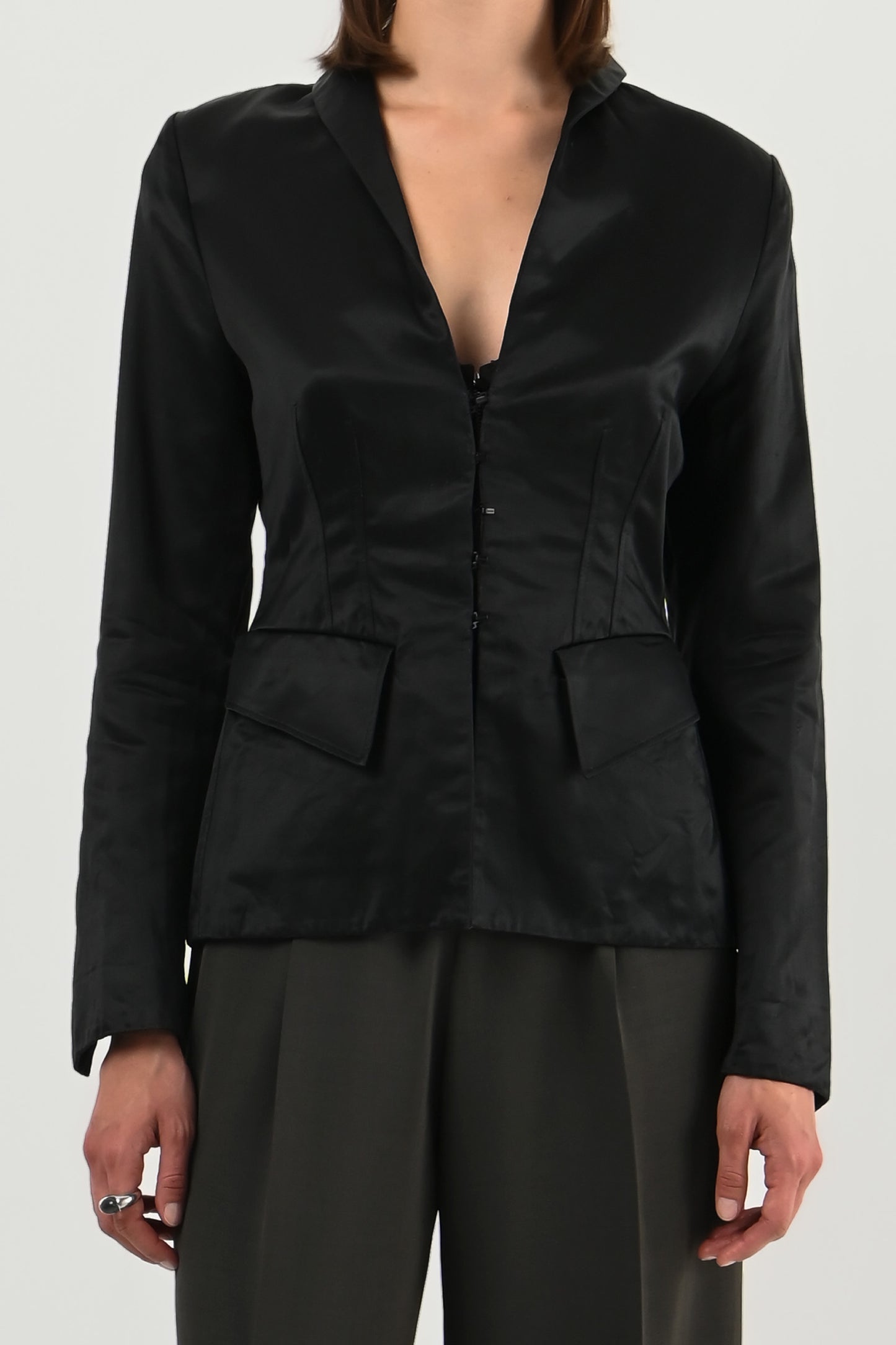 Gucci – Veste en soie noire Tom Ford