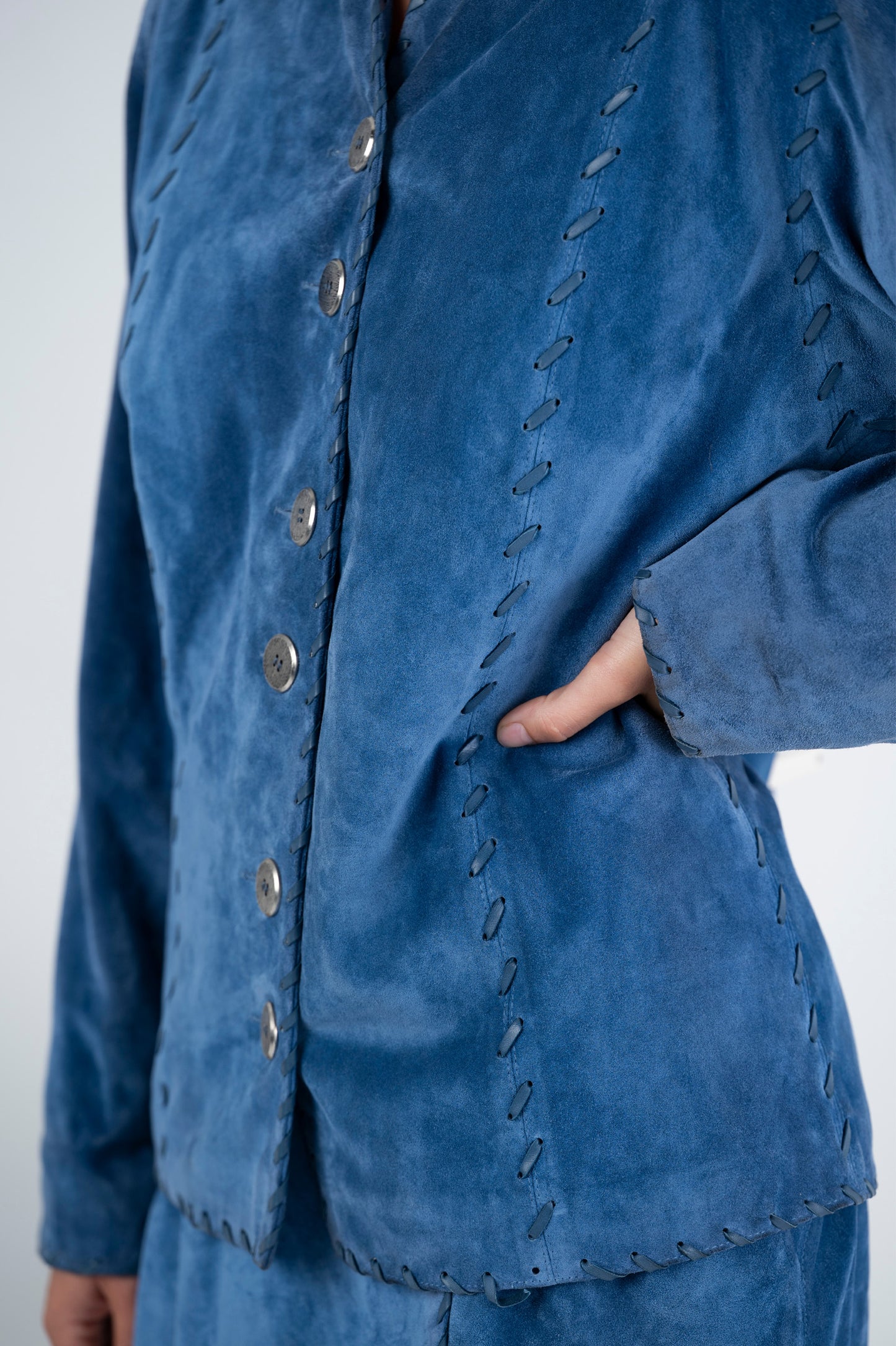 Saint Laurent Rive Gauche — Ensemble en cuir suédé lacé